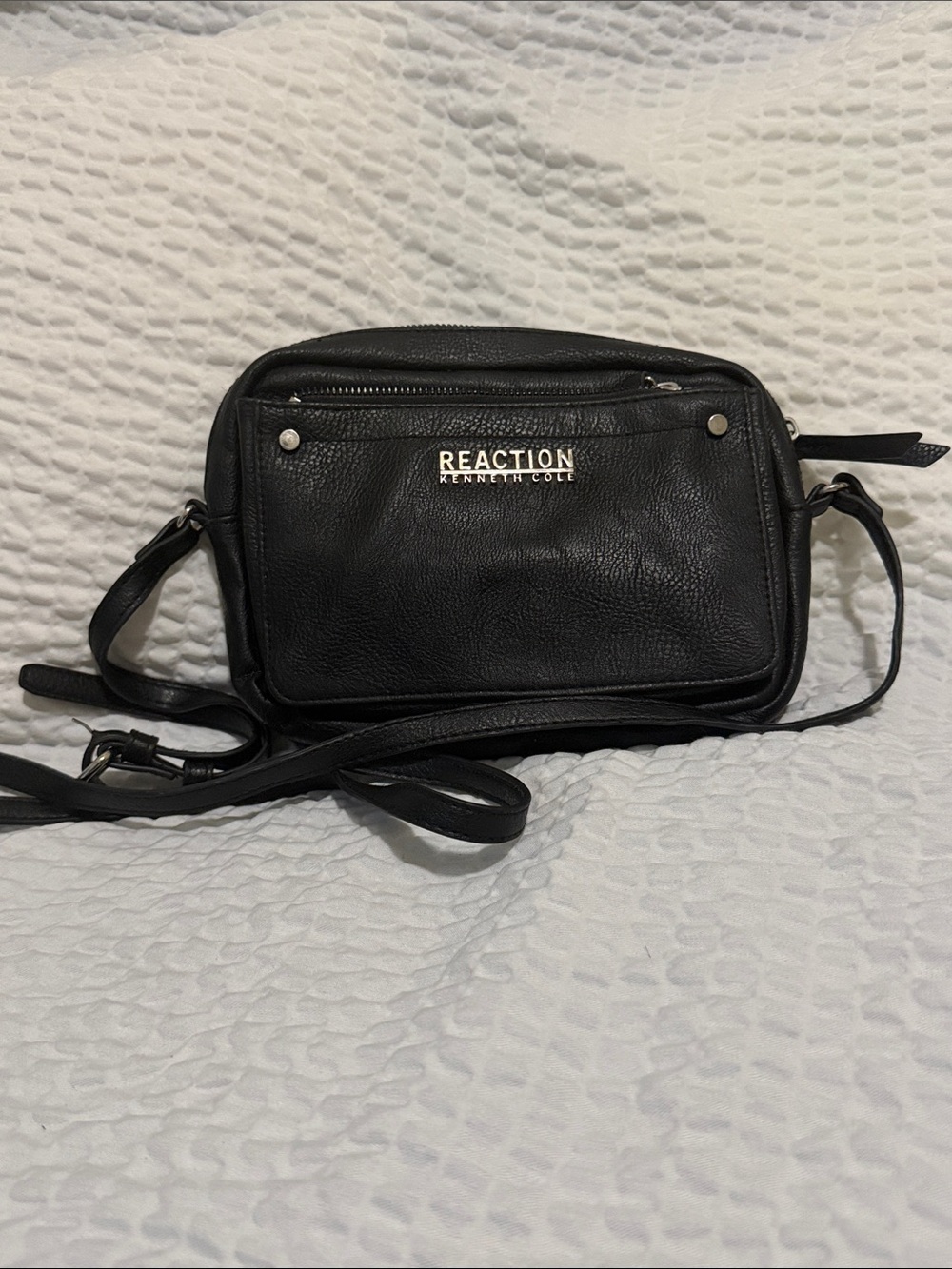Reaction Kenneth Cole Black Leather Bag